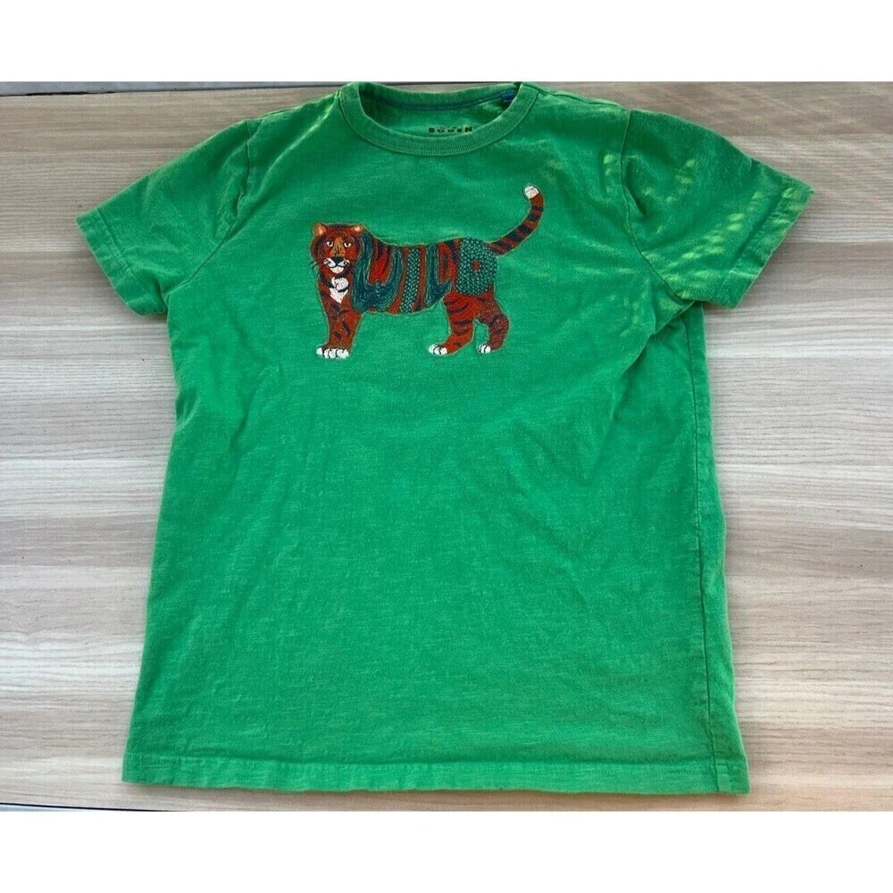 Mini Boden Kids Animal Printed Cotton T-Shirt in Aloe Green Tiger 11-12Y